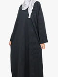 Pinstripe Muslim Women's Dress – Loose Casual Islamic Clothing, Dubai Abaya with Side Pockets, Modest Outfit for Ramadan, Eid, and Autumn